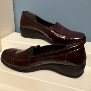 Men's Burgundy Loafers